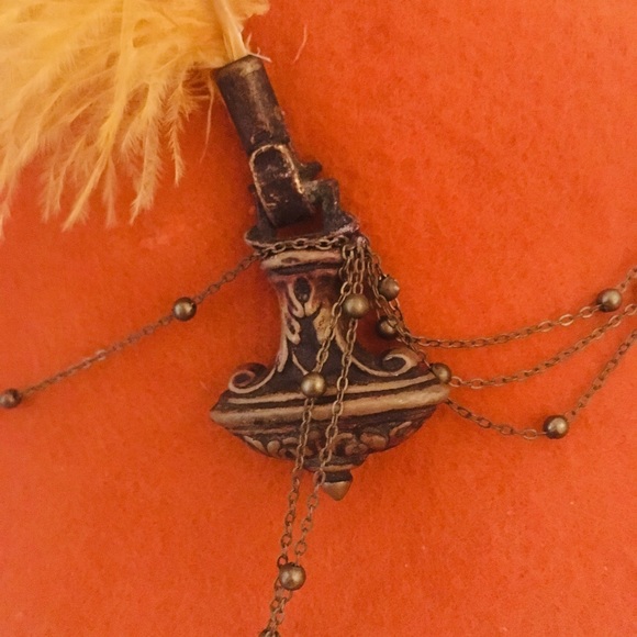 1920s style cloche hat handmade and sewn - Picture 3 of 7